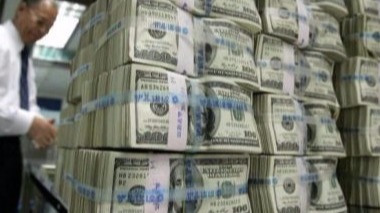 1 млрд. долларов в сутки Литва платит дань США